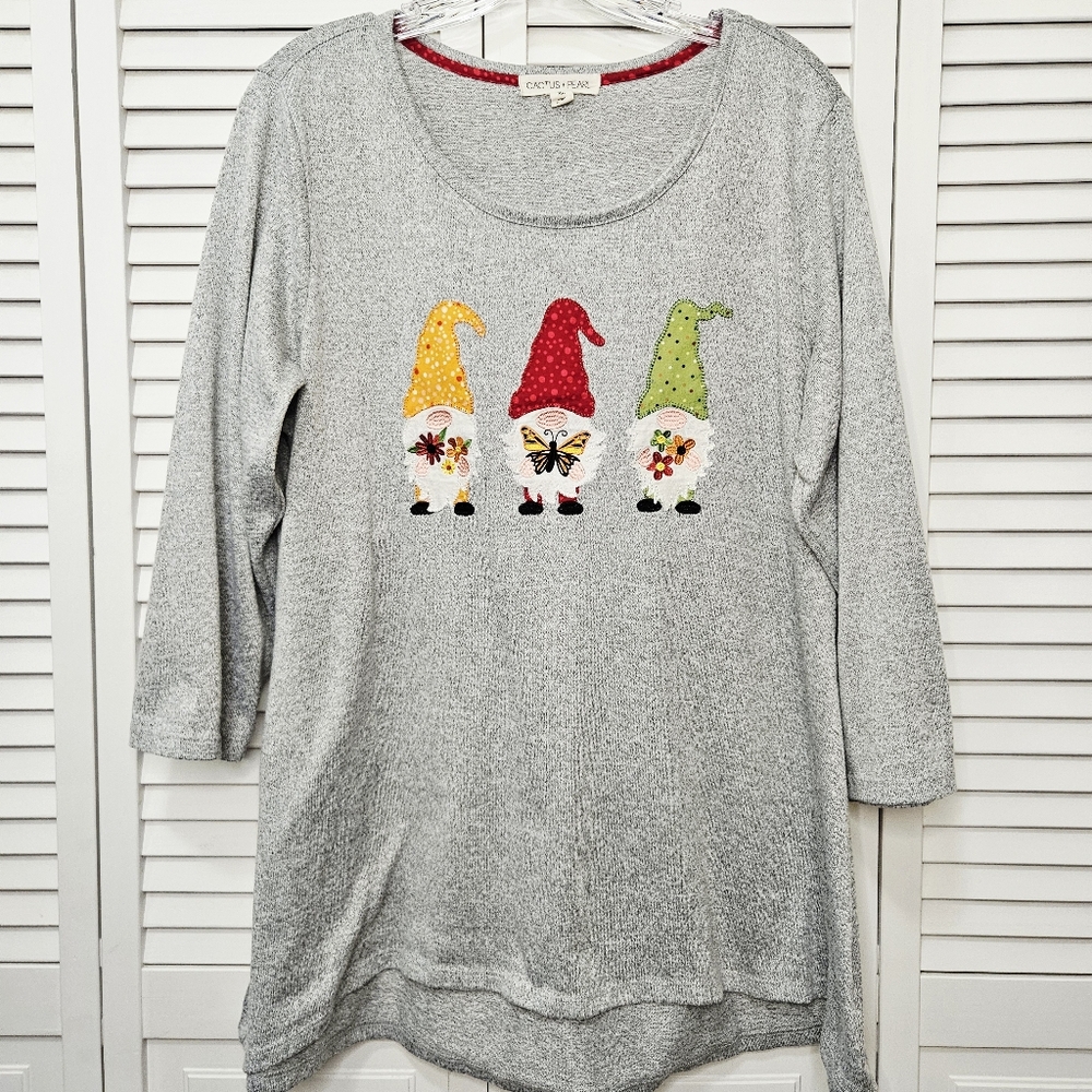 Grey Cactus Pearl gnome tunic top with embroidered gnome design XL
